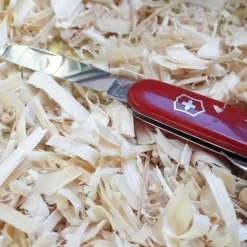 Victorinox Waiter - Red -Online Camping Supplies 0.3303 4 600x600 19bbaf6c 1bc0 43dd 8754 5c2e3dd548dd