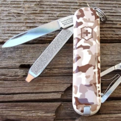 Victorinox Classic Camouflage Blistered -Online Camping Supplies 0.6223.941B1 6 600x600 1f89388e f945 4dae aaf7 b7449c6d86b8