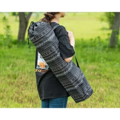 KZM New Hug Chair Black -Online Camping Supplies 13 0a00a17a 9fa7 4854 99c2 b03ae7edf5a9