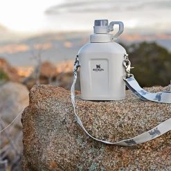 Stanley Classic Steel Canteen 1.1QT -Online Camping Supplies 17 40d7d696 12b1 4fe2 84cf 9fd60c1397cd