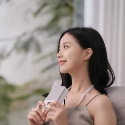 Neck Fan USB Rechargeable -Online Camping Supplies Edited 6 c0e012ed bf2c 4674 9ab4 f3112bbd6651