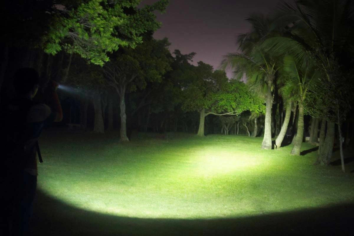 Fenix E25 LED Flashlight (UE Version) 4 Fenix E25 LED Flashlight (UE Version) - Image 2