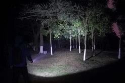 Fenix PD32 XP-L Hi LED Black 2016 Edition 11 Fenix PD32 XP-L Hi LED Black 2016 Edition -Online Camping Supplies Fenix PD32 Flashlight Beam