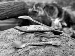 Gerber ComplEAT - Onyx -Online Camping Supplies Lifestyle 1 fulljpg 600x600 c9ff08c1 1fdd 461a 96d3 eb42b2324bcc