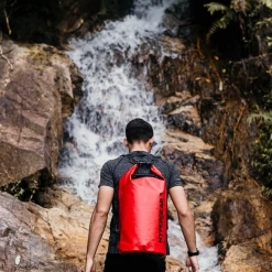 Hypergear Dry Bag 20L -Online Camping Supplies Lifestyle20L 1 600x600 3e4589ef 431e 4992 b89a 196a9e6038c3