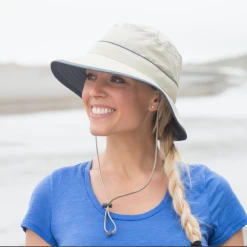 Sunday Afternoon Solar Bucket -Online Camping Supplies S2A03070B31203 9 600x600 048b8d61 1324 45c3 8a09 fcfd81a9d2cf