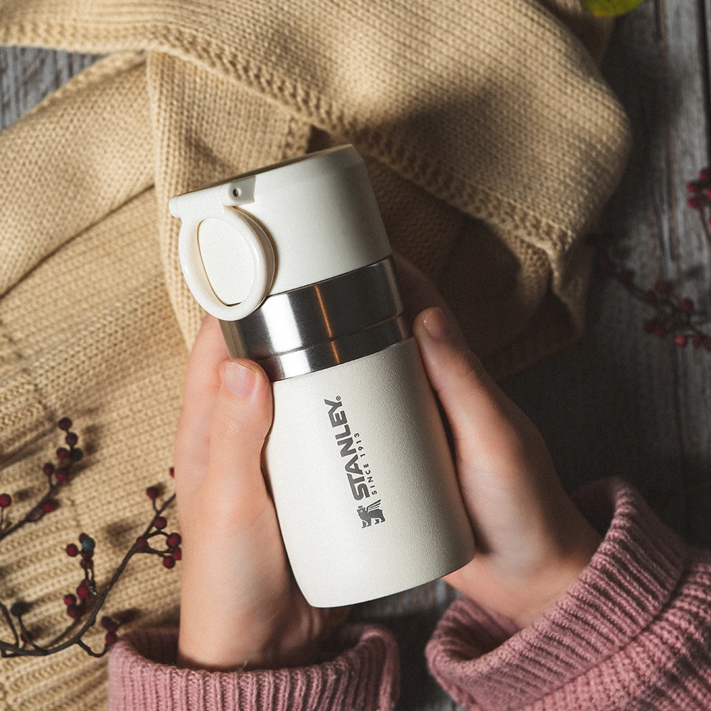 Stanley Go Slim Vacuum Bottle 9.5oz - Hammertone Green 7 Stanley Go Slim Vacuum Bottle 9.5oz - Hammertone Green - Image 5